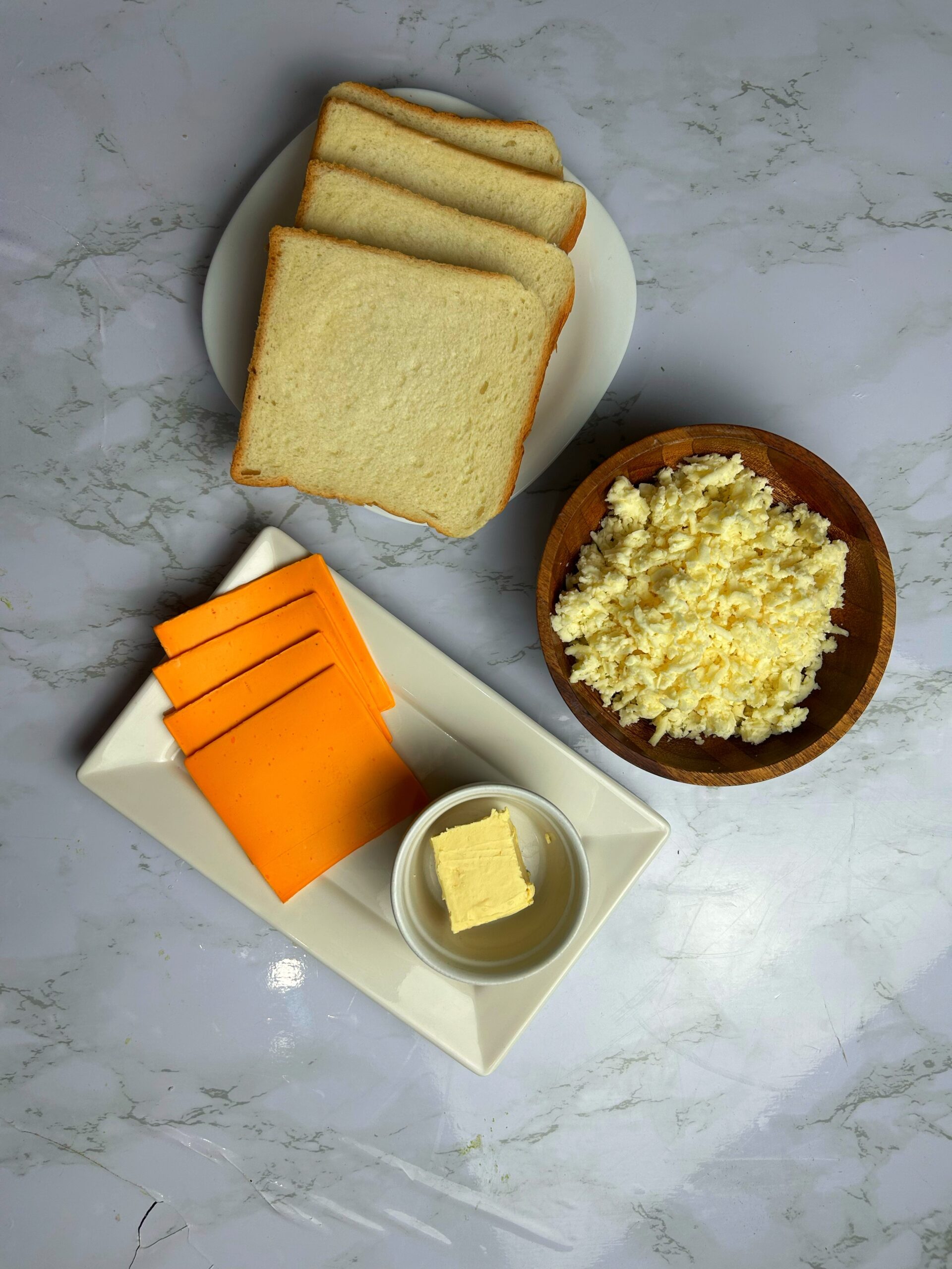 ingredients required for the grilled cheese sandwich recipe